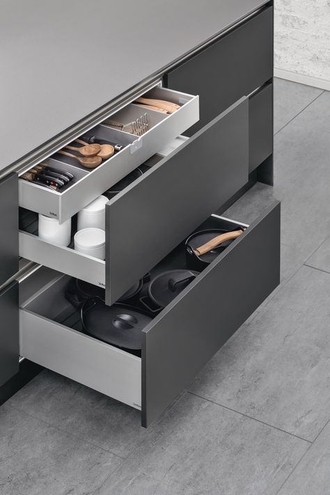 Pull-Out Drawers Modular Kitchen